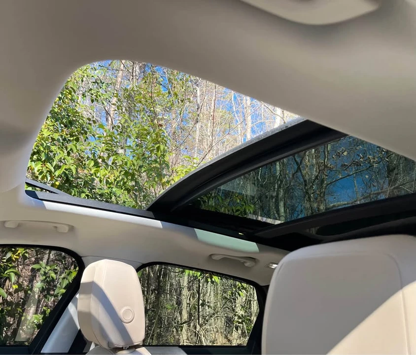 2018 Jaguar F-Pace - Image 11 of 19