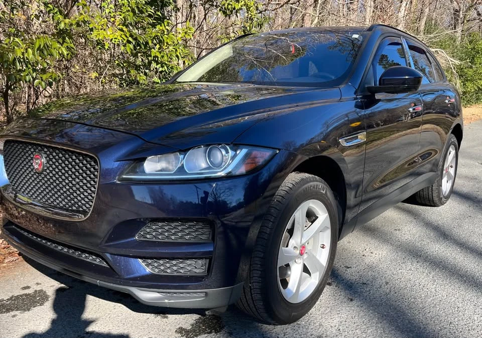 2018 Jaguar F-Pace - Image 4 of 19