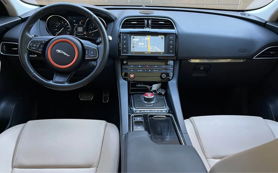 2018 Jaguar F-Pace - Image 10 of 19