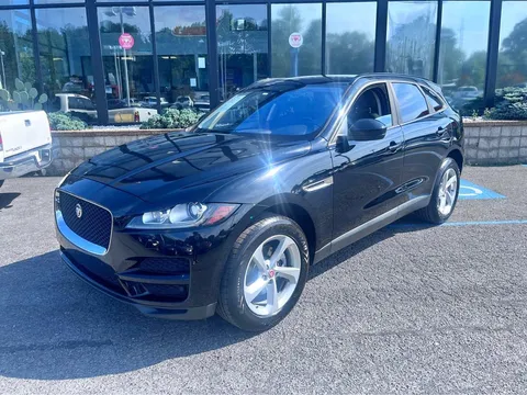 2018 Jaguar F-PACE 25t Premium Sport Utility 4D