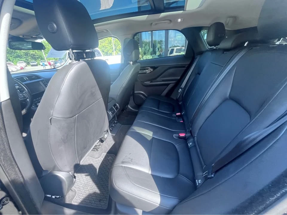 2018 Jaguar F-Pace - Image 10 of 16