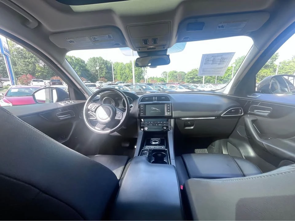 2018 Jaguar F-Pace - Image 12 of 16