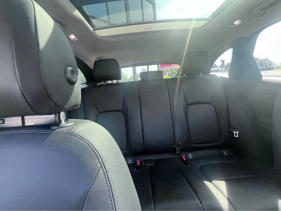 2018 Jaguar F-Pace - Image 14 of 16