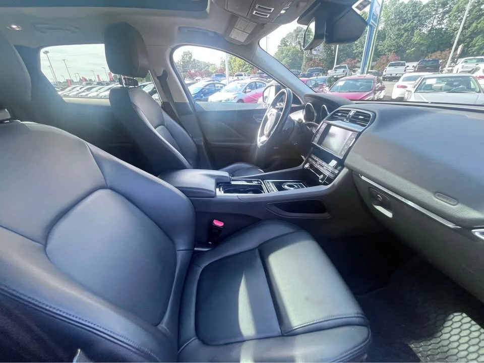 2018 Jaguar F-Pace - Image 13 of 16