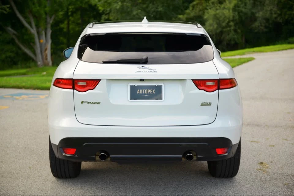 2018 Jaguar F-Pace - Image 5 of 20