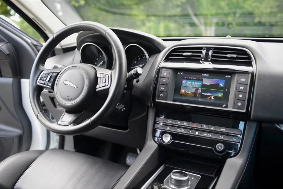 2018 Jaguar F-Pace - Image 20 of 20