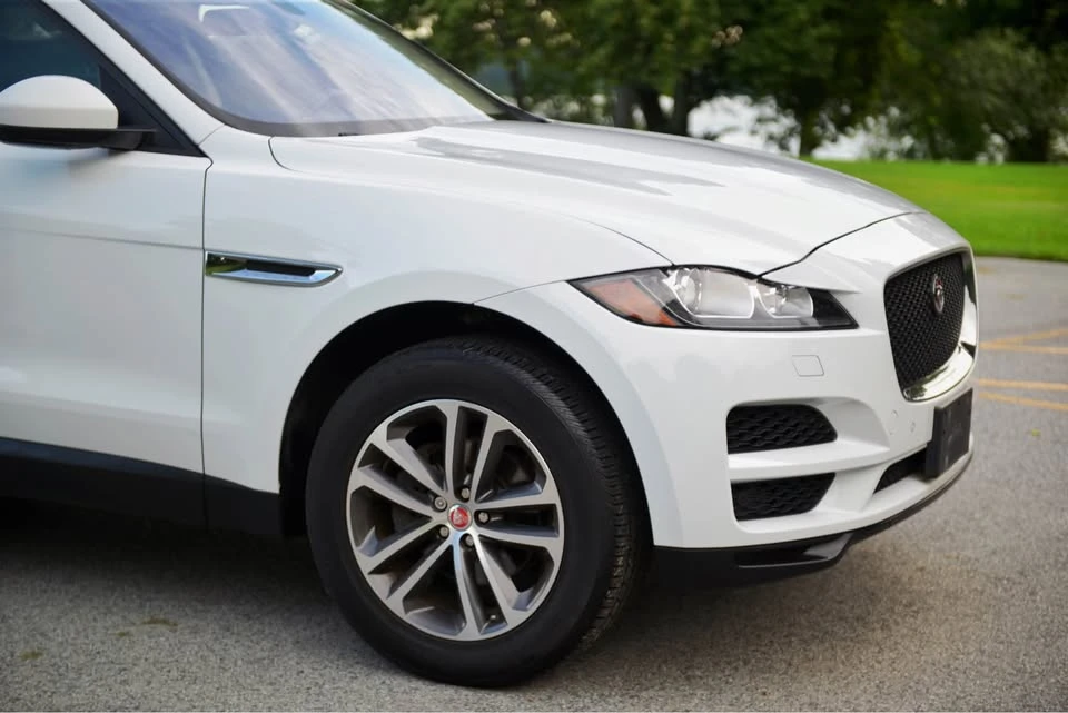 2018 Jaguar F-Pace - Image 9 of 20