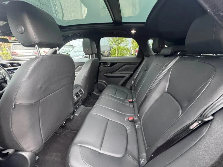 2018 Jaguar F-Pace - Image 19 of 20