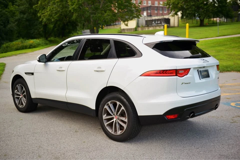 2018 Jaguar F-Pace - Image 10 of 20