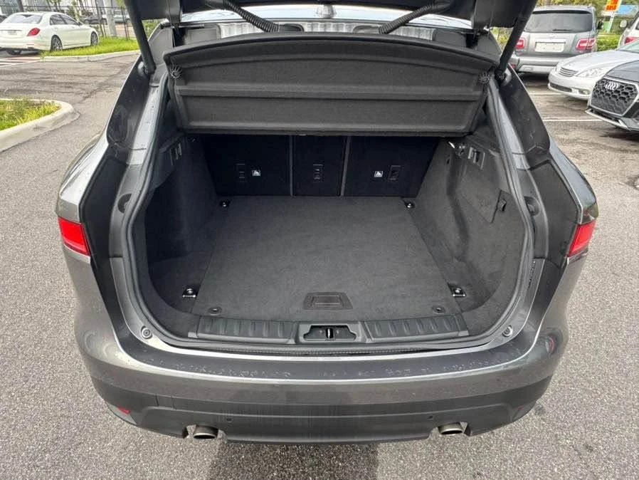 2018 Jaguar F-Pace - Image 7 of 20