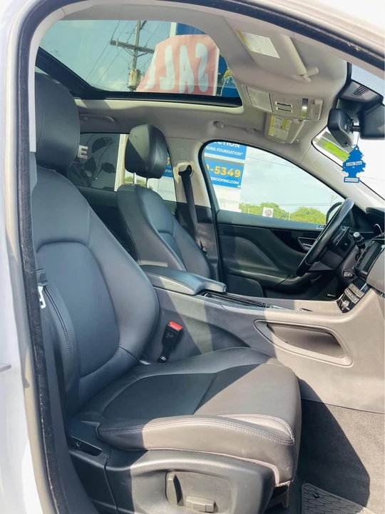 2018 Jaguar F-Pace - Image 12 of 20