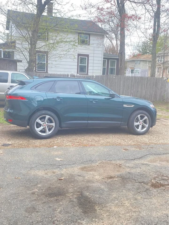 2018 Jaguar F-Pace - Image 9 of 9
