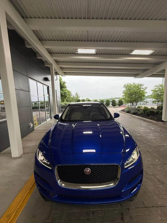 2018 Jaguar F-Pace - Image 3 of 12