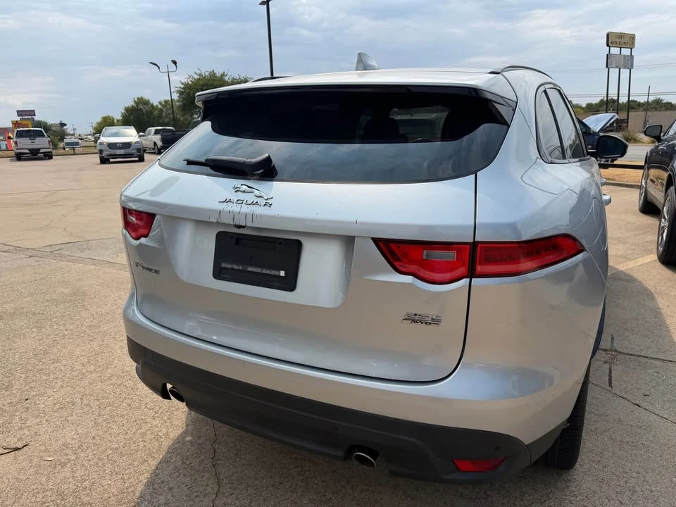 2018 Jaguar F-Pace - Image 4 of 9
