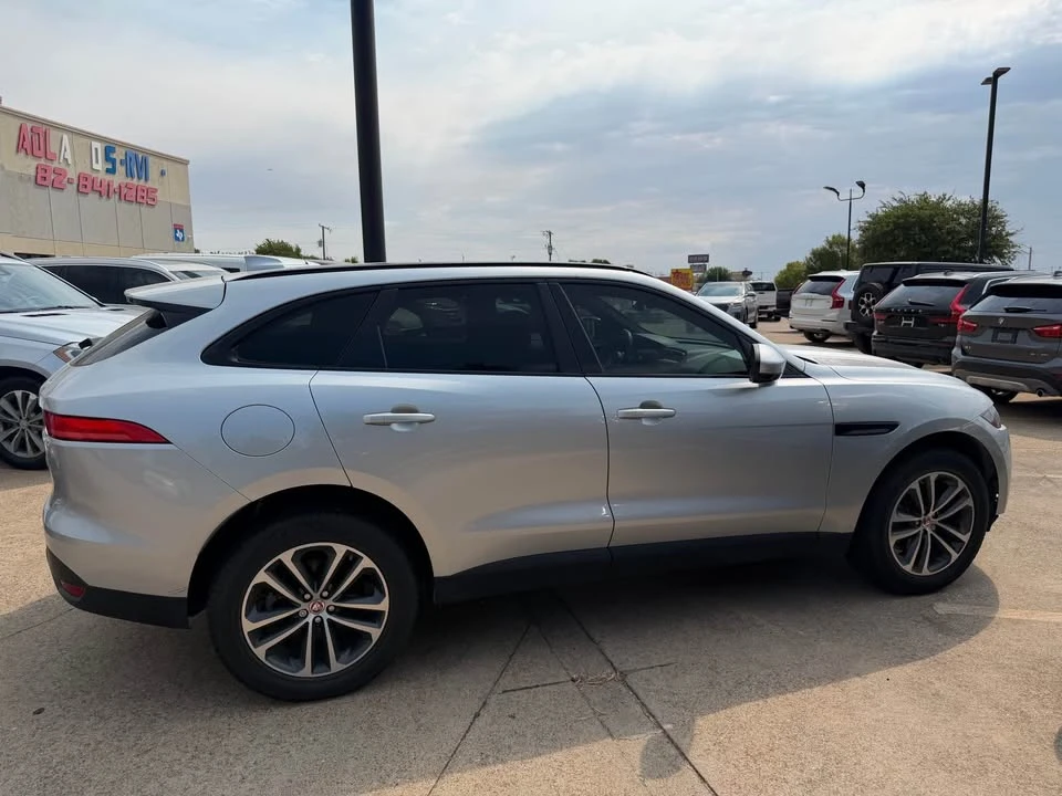 2018 Jaguar F-Pace - Image 3 of 9