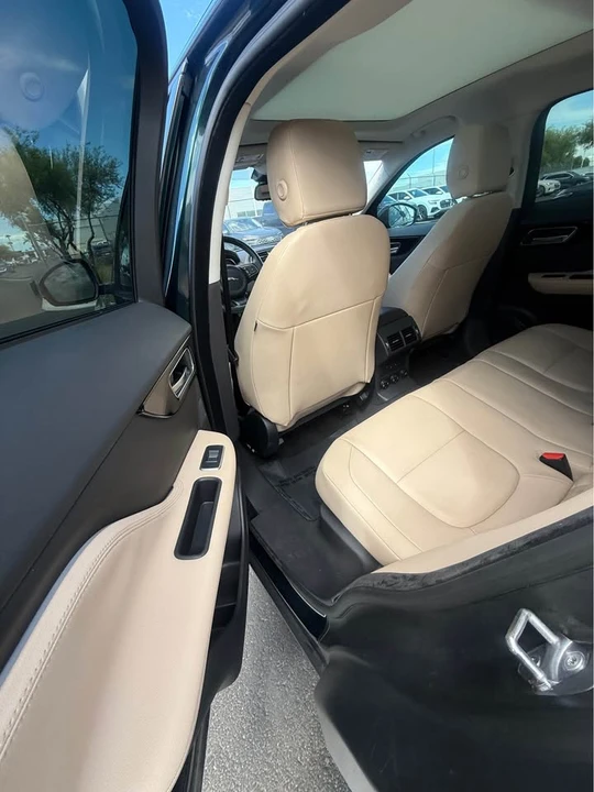 2018 Jaguar F-Pace - Image 4 of 8