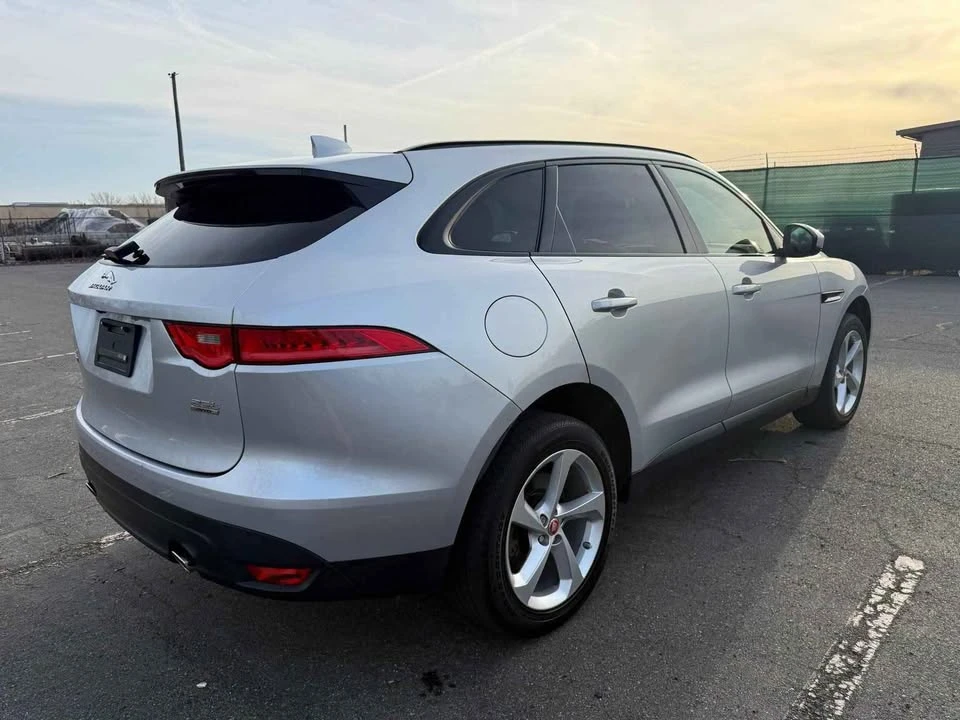 2018 Jaguar F-Pace - Image 3 of 20
