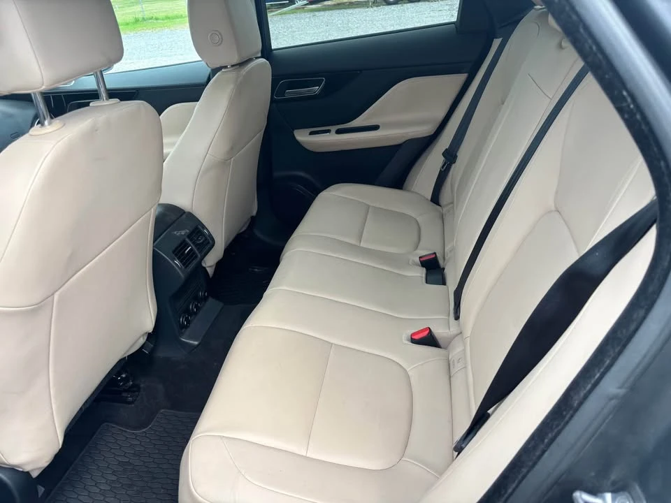 2018 Jaguar F-Pace - Image 5 of 5