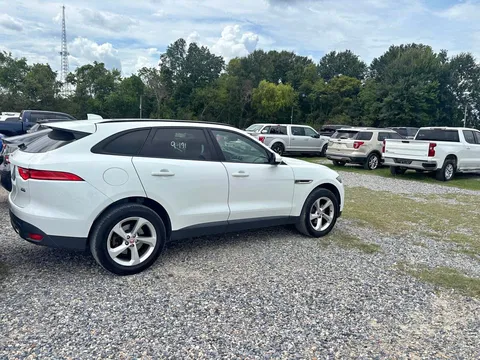 2018 Jaguar F-PACE 25t Premium Sport Utility 4D