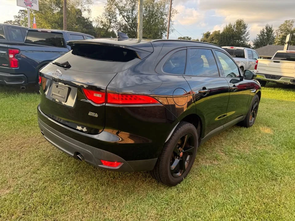 2018 Jaguar F-Pace - Image 9 of 11