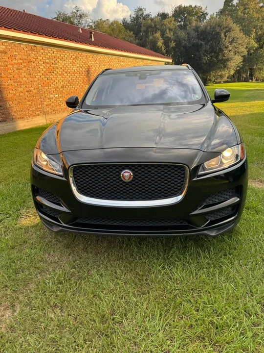 2018 Jaguar F-Pace - Image 5 of 11