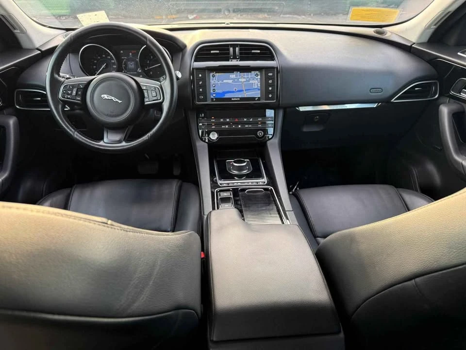 2018 Jaguar F-Pace - Image 11 of 20