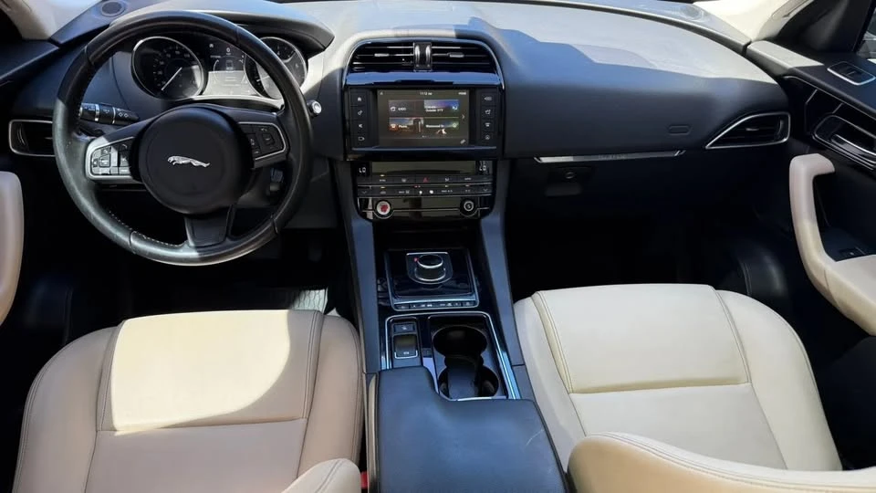 2018 Jaguar F-Pace - Image 11 of 18