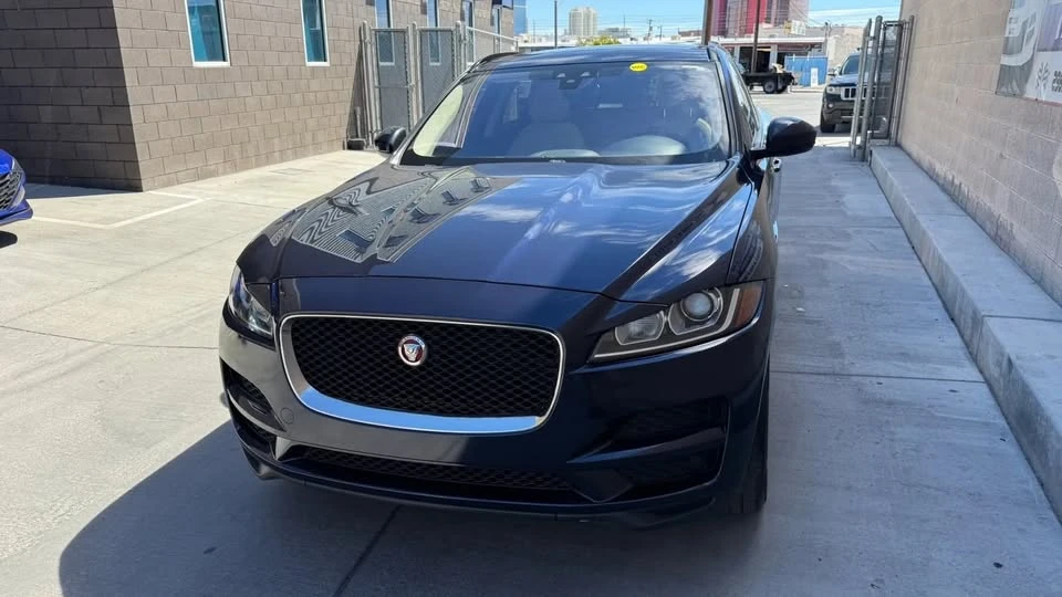 2018 Jaguar F-Pace - Image 8 of 18