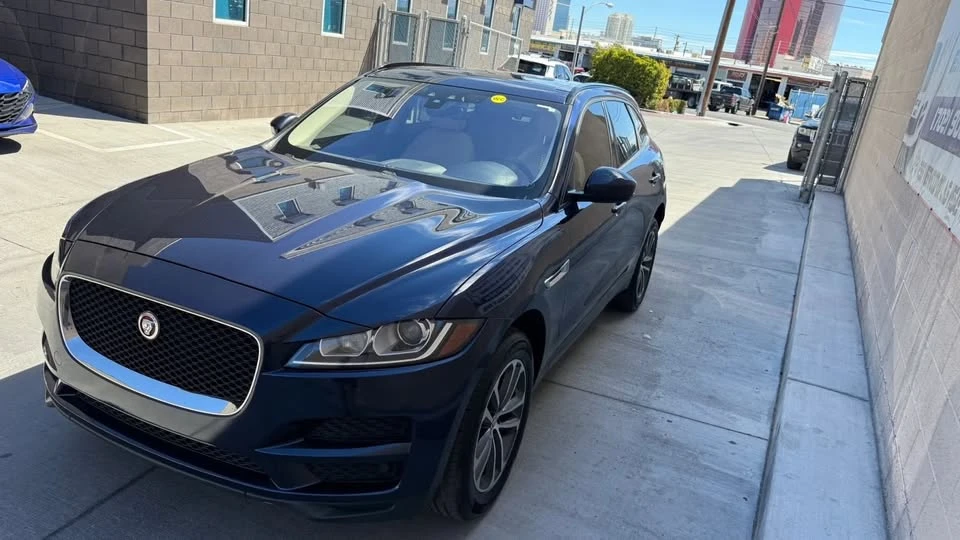 2018 Jaguar F-Pace - Image 9 of 18