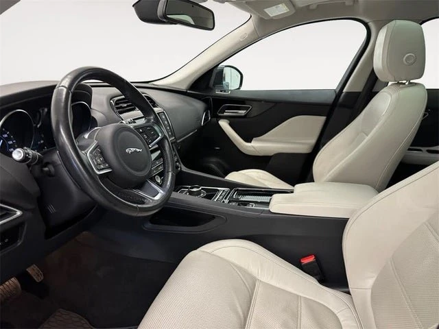 2018 Jaguar F-Pace - Image 9 of 20