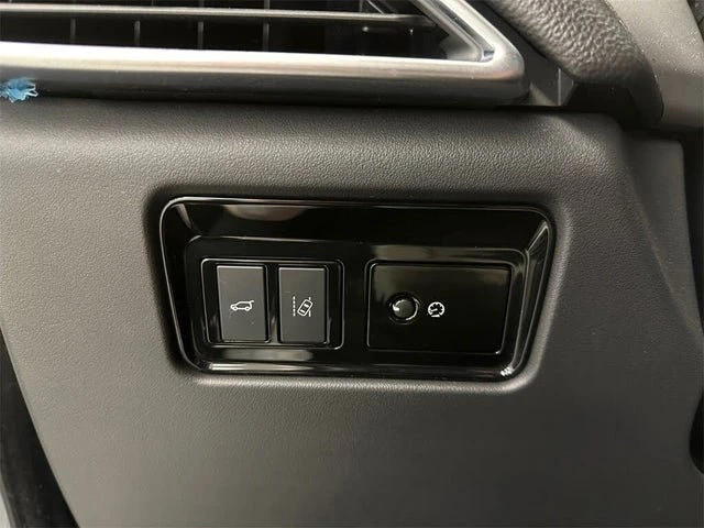 2018 Jaguar F-Pace - Image 17 of 20