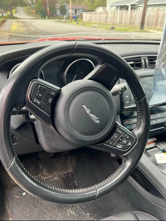 2018 Jaguar F-Pace - Image 6 of 6