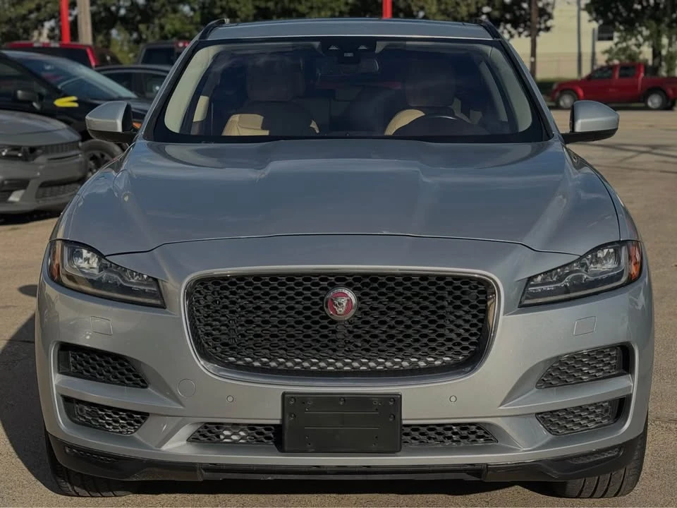 2018 Jaguar F-Pace - Image 2 of 15