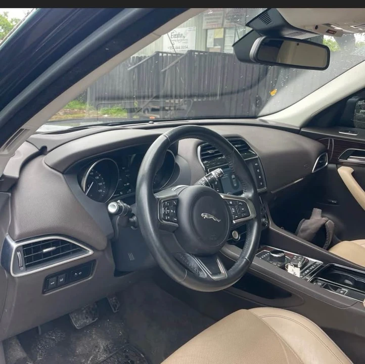 2018 Jaguar F-Pace - Image 11 of 15