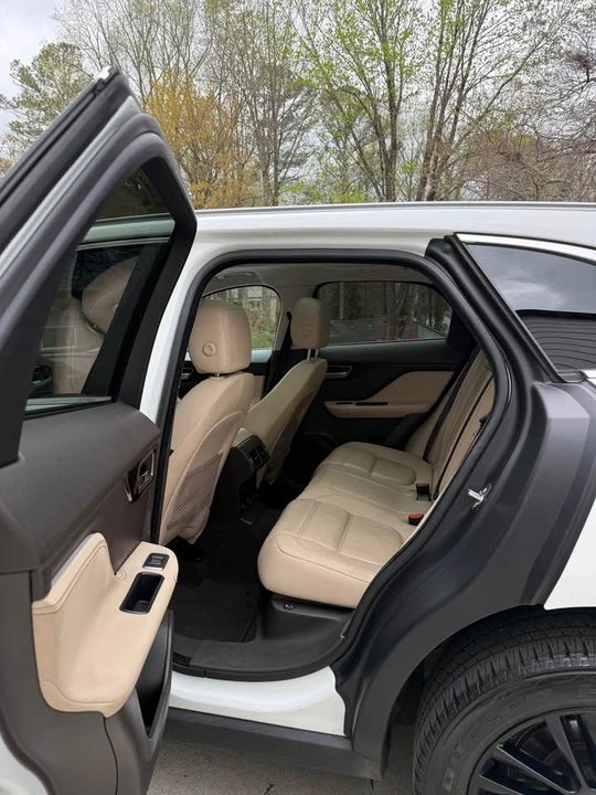 2018 Jaguar F-Pace - Image 6 of 12