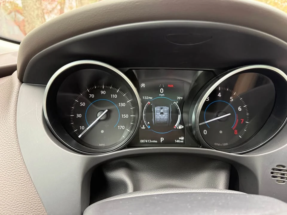 2018 Jaguar F-Pace - Image 10 of 12
