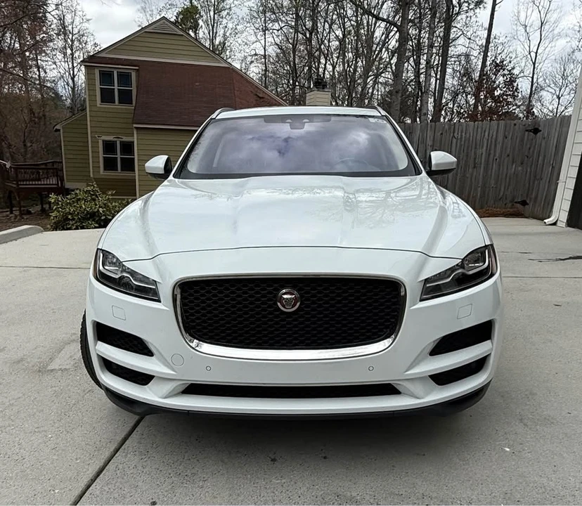 2018 Jaguar F-Pace - Image 2 of 12