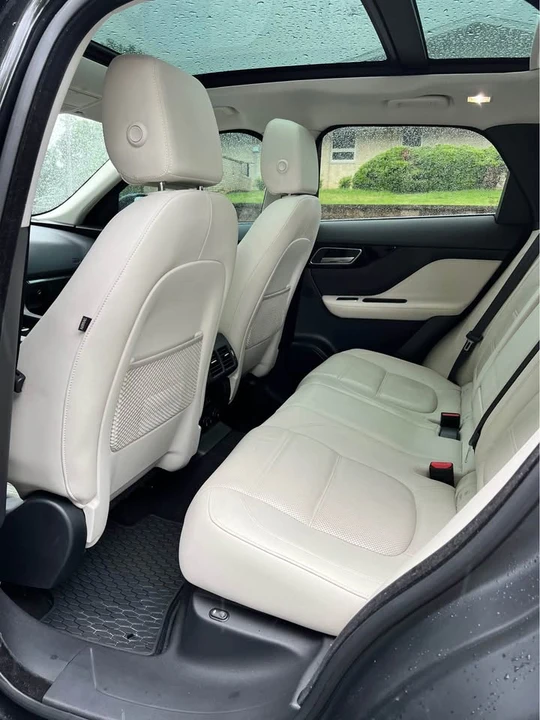 2018 Jaguar F-Pace - Image 13 of 17
