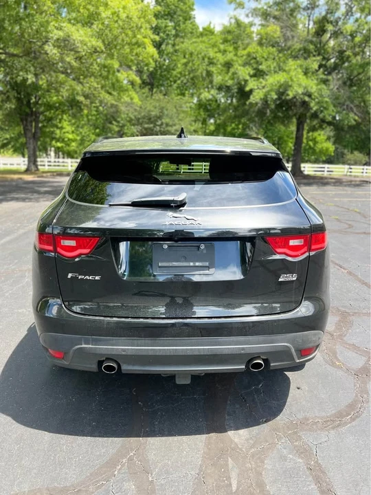 2018 Jaguar F-Pace - Image 5 of 17