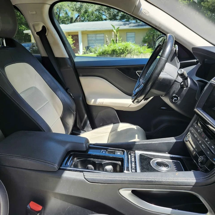 2018 Jaguar F-Pace - Image 8 of 9
