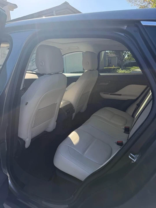 2018 Jaguar F-Pace - Image 4 of 5