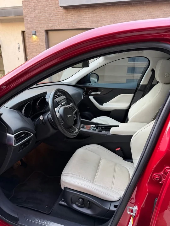 2018 Jaguar F-Pace - Image 7 of 10