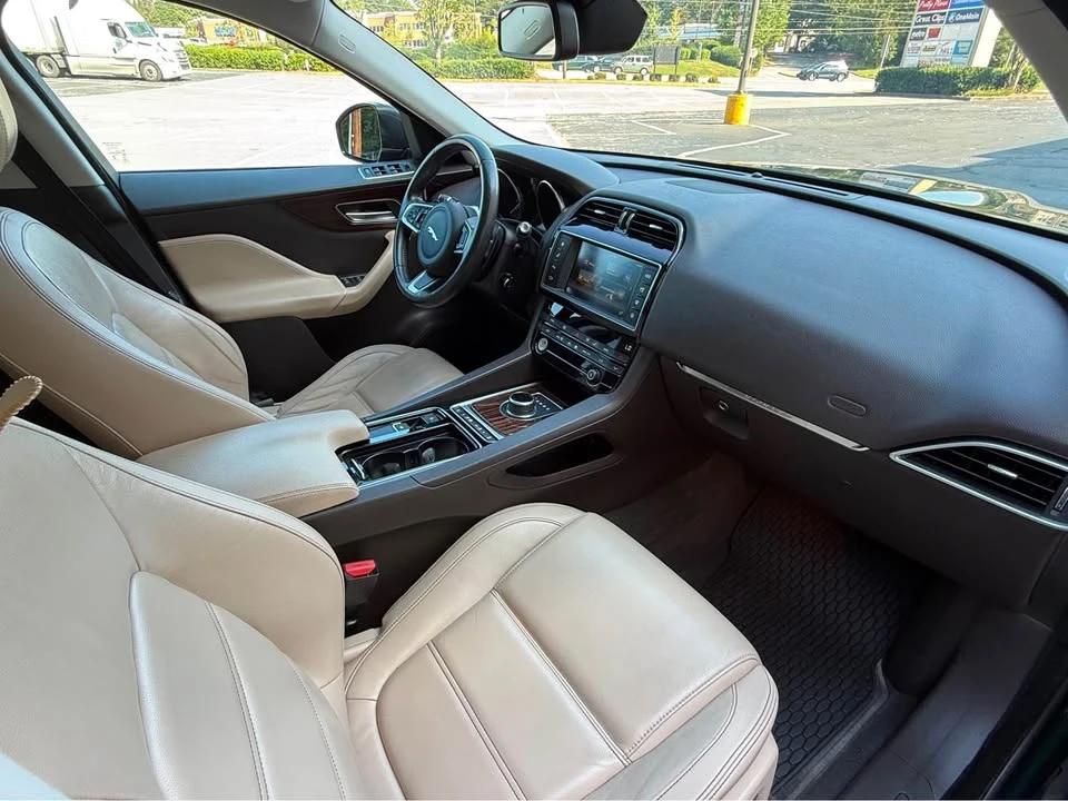 2018 Jaguar F-Pace - Image 20 of 20