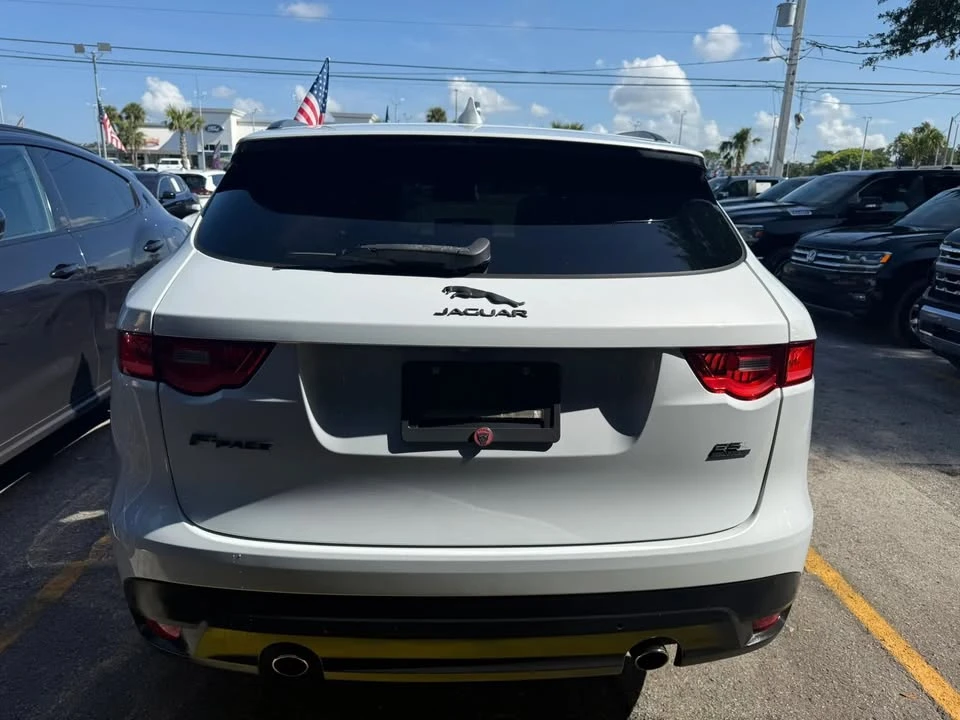 2018 Jaguar F-Pace - Image 5 of 20