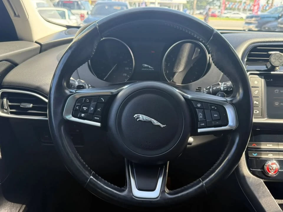 2018 Jaguar F-Pace - Image 7 of 20
