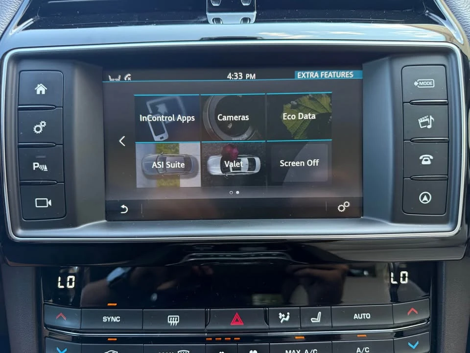 2018 Jaguar F-Pace - Image 13 of 20