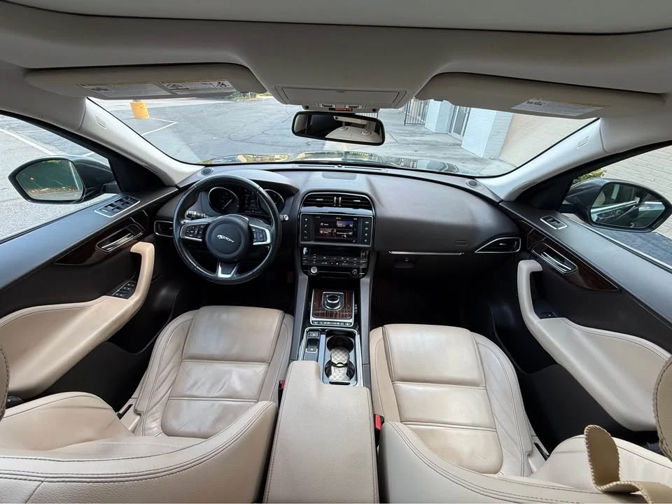 2018 Jaguar F-Pace - Image 16 of 20