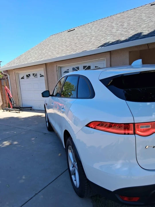 2018 Jaguar F-Pace - Image 8 of 10