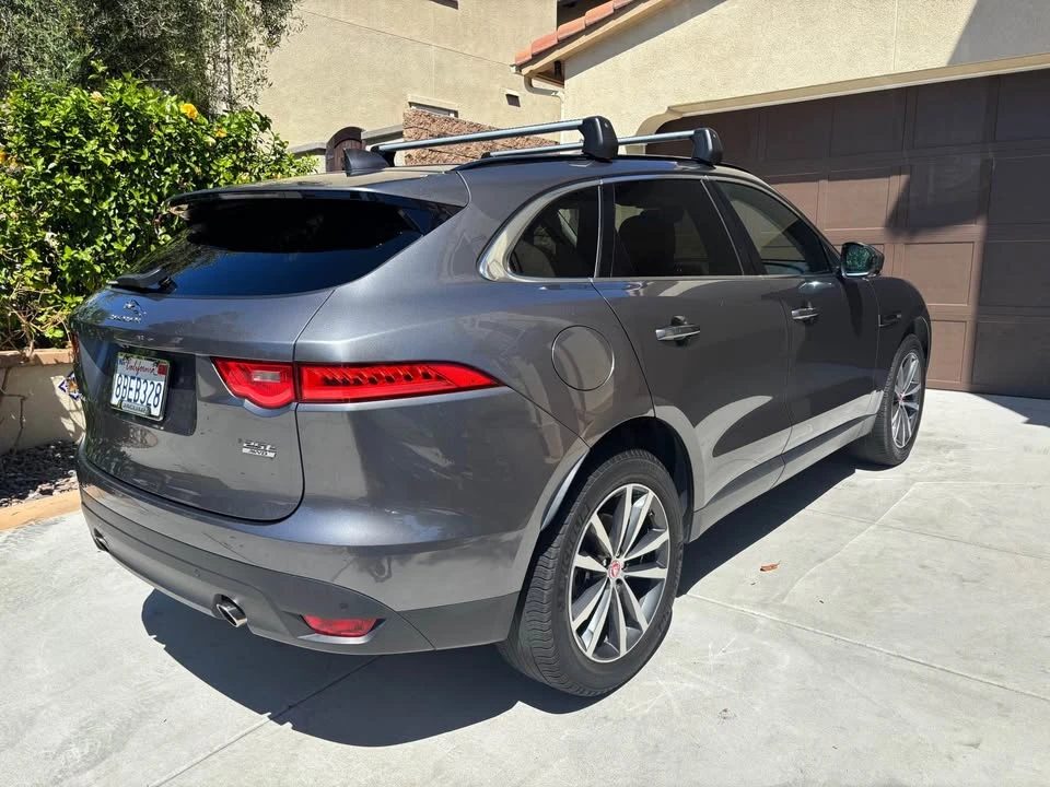 2018 Jaguar F-Pace - Image 5 of 20