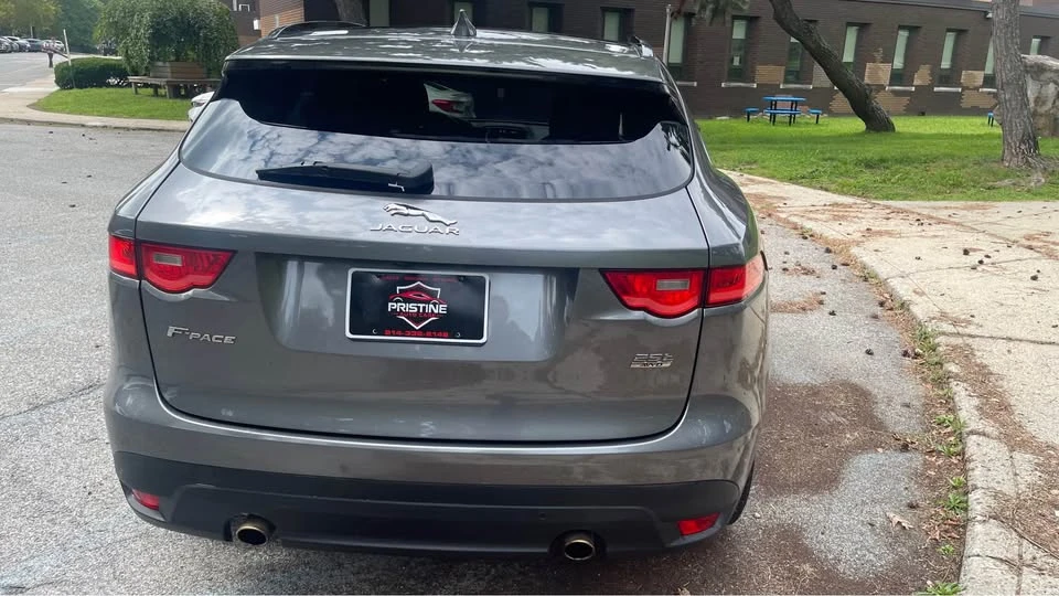 2018 Jaguar F-Pace - Image 9 of 19